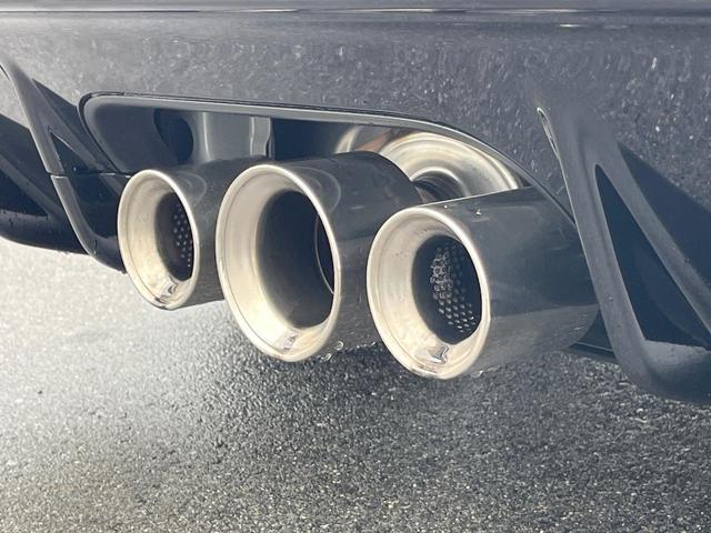 シビック タイプR SPOON製ダウンサス OPワイヤレス充電器 タクティカルスポイラーマウント 純正ナビ バックカメラ ETC ドライブレコーダー 専用スポーツシート ブレンボキャリパー 純正19インチアルミ(26枚目)