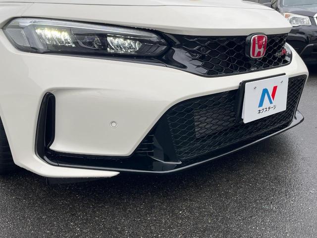 シビック タイプR SPOON製ダウンサス OPワイヤレス充電器 タクティカルスポイラーマウント 純正ナビ バックカメラ ETC ドライブレコーダー 専用スポーツシート ブレンボキャリパー 純正19インチアルミ(27枚目)