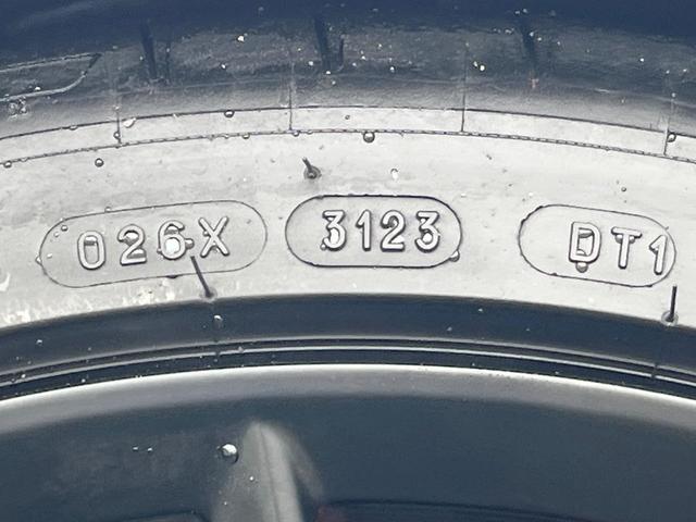 シビック タイプR SPOON製ダウンサス OPワイヤレス充電器 タクティカルスポイラーマウント 純正ナビ バックカメラ ETC ドライブレコーダー 専用スポーツシート ブレンボキャリパー 純正19インチアルミ(31枚目)