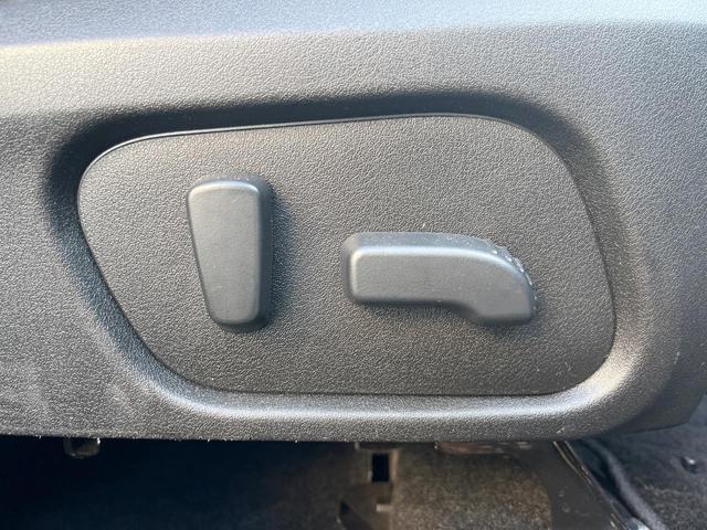 フォレスター 2.0XT アイサイト 後期型 純正エアロ LEDアクセサリーライナー フリップダウンモニター 純正ナビ バックカメラ ETC 全席シートヒーター ハーフレザーパワーシート LEDヘッドライト 純正18インチアルミホイール(8枚目)