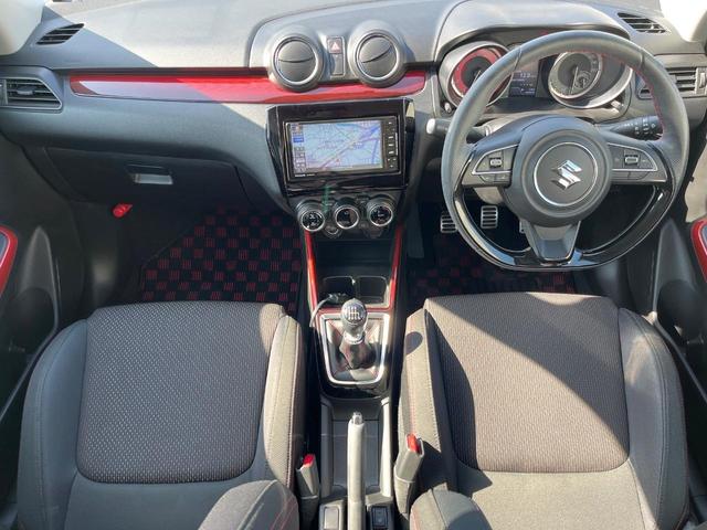 スイフトスポーツ ベースグレード　６速ＭＴ　ロッソモデロマフラー　ＳＤナビ　バックカメラ　ＥＴＣ　シートヒーター　専用スポーツシート　１７インチアルミホイール　クルーズコントロール　スマートキー（2枚目）