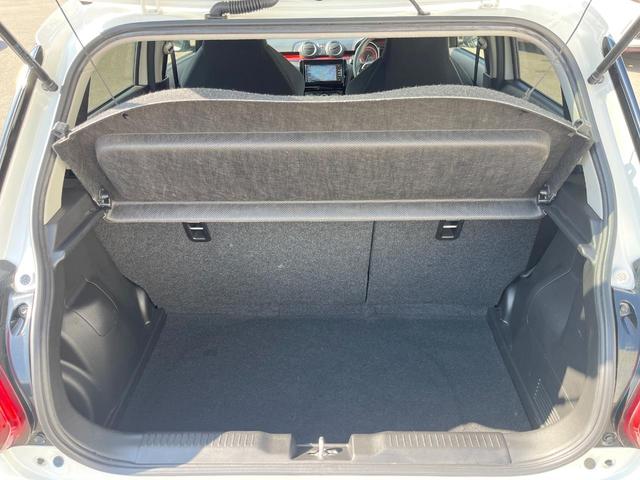 スイフトスポーツ ベースグレード　６速ＭＴ　ロッソモデロマフラー　ＳＤナビ　バックカメラ　ＥＴＣ　シートヒーター　専用スポーツシート　１７インチアルミホイール　クルーズコントロール　スマートキー（11枚目）