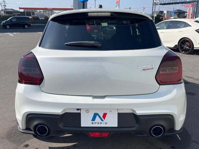スイフトスポーツ ベースグレード　６速ＭＴ　ロッソモデロマフラー　ＳＤナビ　バックカメラ　ＥＴＣ　シートヒーター　専用スポーツシート　１７インチアルミホイール　クルーズコントロール　スマートキー（15枚目）