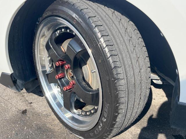 スイフトスポーツ ベースグレード　６速ＭＴ　ロッソモデロマフラー　ＳＤナビ　バックカメラ　ＥＴＣ　シートヒーター　専用スポーツシート　１７インチアルミホイール　クルーズコントロール　スマートキー（31枚目）