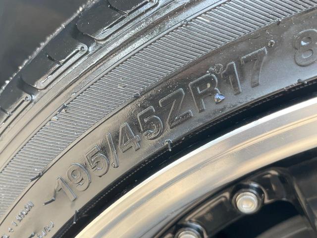 スイフトスポーツ ベースグレード　６速ＭＴ　ロッソモデロマフラー　ＳＤナビ　バックカメラ　ＥＴＣ　シートヒーター　専用スポーツシート　１７インチアルミホイール　クルーズコントロール　スマートキー（32枚目）