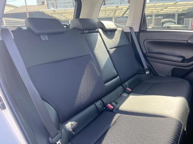 フォレスター ２．０ＸＴ　アイサイト　スマートエディション　後期型　ルーフレール　ＬＥＤアクセサリーライナー　純正ＳＤナビ　バックカメラ　ドライブレコーダー　ＥＴＣ　シートヒーター　ハーフレザーシート　ＬＥＤヘッドライト　純正１８インチアルミホイール（9枚目）