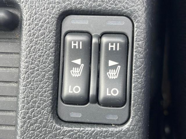 レヴォーグ 1.6GTアイサイト スマートエディション 後期F型 アイサイトセイフティプラス 純正SDナビ F/S/バックカメラ LEDライナー 前席シートヒーター 運転席パワーシート LEDヘッドライト 純正17インチアルミ ETC ドラレコ(7枚目)