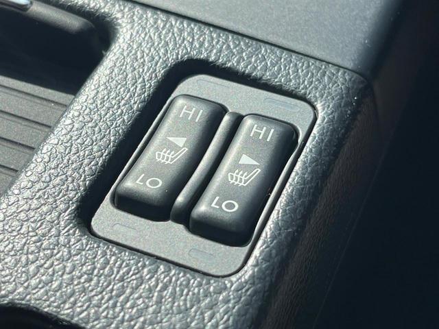 WRX S4 2.0GT-Sアイサイト 後期型 STIスタイルパッケージ LEDライナー セーフティプラス 純正8型ナビ フロント・サイド・バックカメラ ドライブレコーダー シートヒーター パワーシート ビルシュタインサス 純正18アルミ(9枚目)