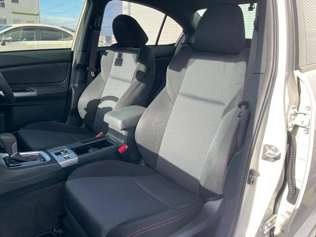 WRX S4 2.0GTアイサイト アドバンスドセーフティパッケージ 純正SDナビ サイド・バックカメラ ドライブレコーダー パワーシート LEDアクセサリーライナー トランクスポイラー LEDヘッドライト 純正18インチアルミホイール(33枚目)
