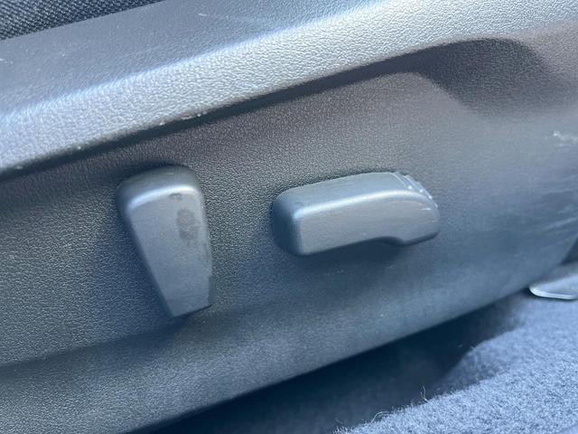 インプレッサスポーツ ２．０ｉ－Ｓアイサイト　セーフティプラス　純正８型ビルトインナビ　バックカメラ　ドライブレコーダー　ＥＴＣ　パワーシート　ＬＥＤヘッドライト　レーダークルーズコントロール　純正１８インチアルミ（9枚目）