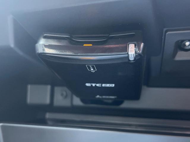 ＸＶ アドバンス　セーフティプラス　純正ＳＤナビ　サイド・バックカメラ　前後ドラレコ　ＥＴＣ　パワーシート　ＬＥＤアクセサリーライナー　ＬＥＤヘッドライト＆フォグライト　純正１７インチアルミホイール（8枚目）