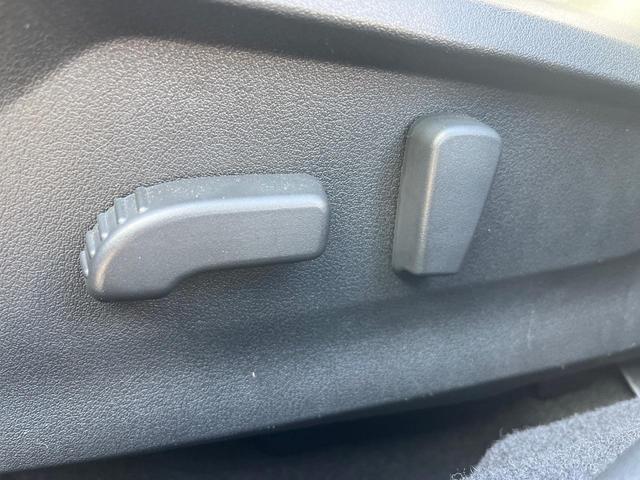 ＸＶ アドバンス　セーフティプラス　純正ＳＤナビ　サイド・バックカメラ　前後ドラレコ　ＥＴＣ　パワーシート　ＬＥＤアクセサリーライナー　ＬＥＤヘッドライト＆フォグライト　純正１７インチアルミホイール（9枚目）