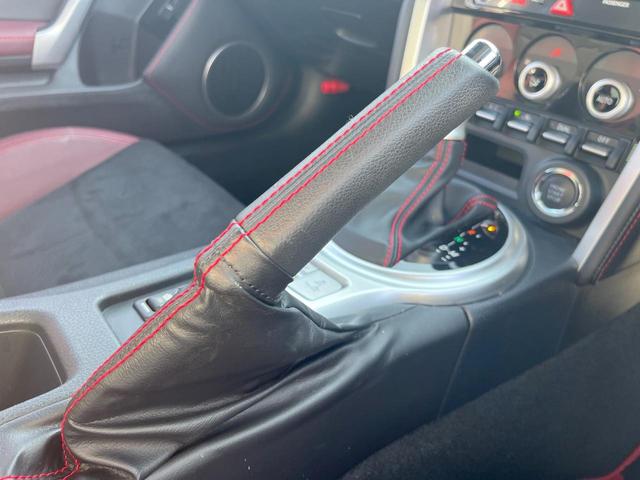 BRZ STI スポーツ 後期型 STIスタイルパッケージ ブレンボキャリパー LEDライナー STIコイルスプリング 純正スポイラー 純正ナビ バックカメラ ドライブレコーダー シートヒーター 専用スポーツシート 専用アルミ(49枚目)