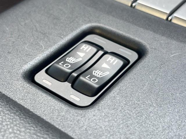 GR86 RZ 6速MT 純正SDナビ バックカメラ 純正ドライブレコーダー ETC クルーズコントロール シートヒーター付きスポーツシート 純正18インチアルミホイール LEDヘッドライト LSD スマートキー(8枚目)