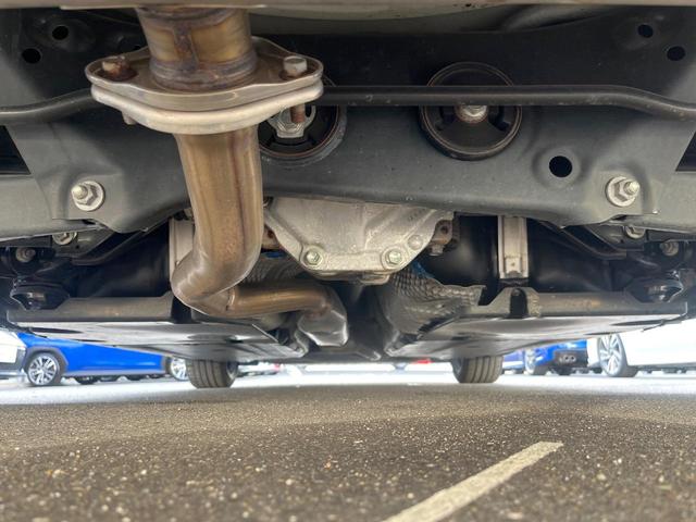 GR86 RZ 6速MT 純正SDナビ バックカメラ 純正ドライブレコーダー ETC クルーズコントロール シートヒーター付きスポーツシート 純正18インチアルミホイール LEDヘッドライト LSD スマートキー(19枚目)