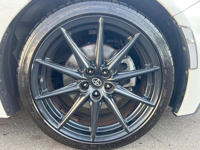 GR86 RZ 6速MT 純正SDナビ バックカメラ 純正ドライブレコーダー ETC クルーズコントロール シートヒーター付きスポーツシート 純正18インチアルミホイール LEDヘッドライト LSD スマートキー(25枚目)