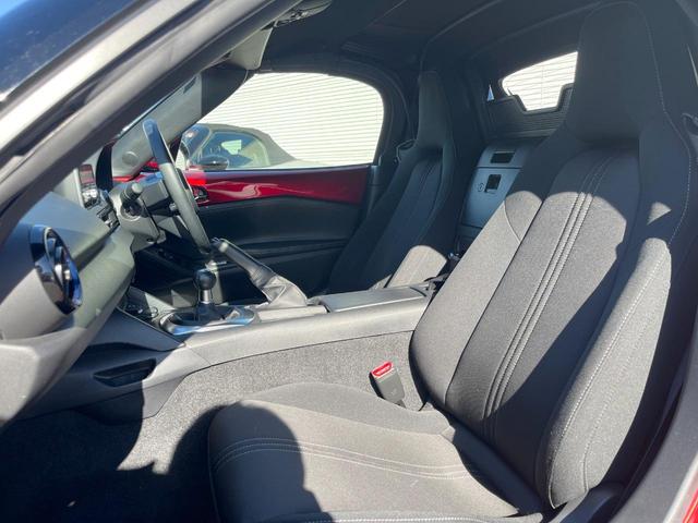 ロードスター 990S 6速MT ブレンボキャリパー RAYS製16インチアルミホイール ダークブルーソフトトップ ETC アドバンストセーフティ ブラインドスポットモニター スマートキー LEDヘッドライト(9枚目)