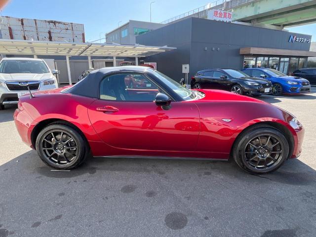 ロードスター 990S 6速MT ブレンボキャリパー RAYS製16インチアルミホイール ダークブルーソフトトップ ETC アドバンストセーフティ ブラインドスポットモニター スマートキー LEDヘッドライト(15枚目)