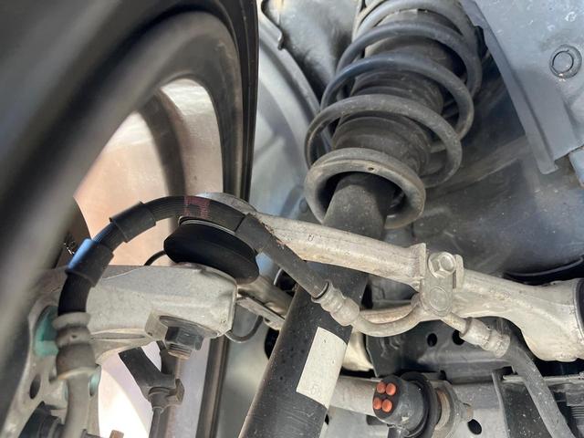 ロードスター 990S 6速MT ブレンボキャリパー RAYS製16インチアルミホイール ダークブルーソフトトップ ETC アドバンストセーフティ ブラインドスポットモニター スマートキー LEDヘッドライト(21枚目)