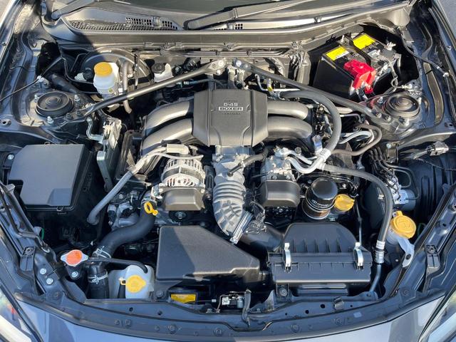 BRZ S 6速MT SDナビ バックカメラ STIスポーツ専用純正18インチアルミホイール クルーズコントロール ETC シートヒーター 革/スエードコンビシート LEDヘッドライト スマートキー(18枚目)