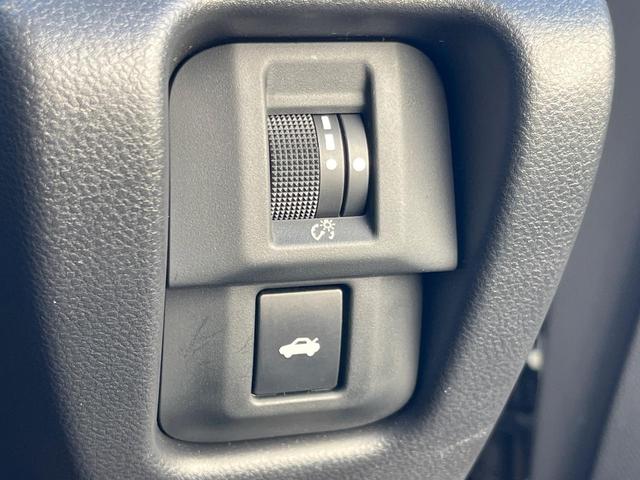 BRZ S 6速MT SDナビ バックカメラ STIスポーツ専用純正18インチアルミホイール クルーズコントロール ETC シートヒーター 革/スエードコンビシート LEDヘッドライト スマートキー(38枚目)