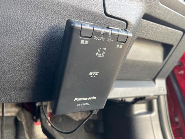 インプレッサスポーツ １．６ｉ－Ｌアイサイト　黒革シート　アイサイトセイフティプラス　ＳＤナビ　サイドカメラ　シートヒーター　パワーシート　ＬＥＤヘッド　スマートキー　純正１６インチアルミ　ＥＴＣ（7枚目）