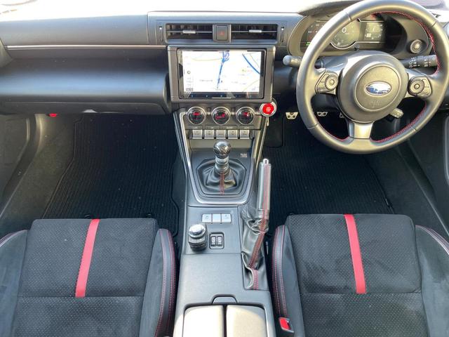 BRZ S 6速MT STIエアロパッケージ STIマフラー 純正9型ナビ バックカメラ ドライブレコーダー シートヒーター STIフレキシブルVバー STIフェンダーガーニッシュ トランクスポイラー(2枚目)