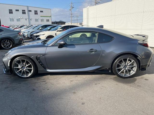 BRZ S 6速MT STIエアロパッケージ STIマフラー 純正9型ナビ バックカメラ ドライブレコーダー シートヒーター STIフレキシブルVバー STIフェンダーガーニッシュ トランクスポイラー(19枚目)