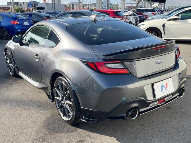 BRZ S 6速MT STIエアロパッケージ STIマフラー 純正9型ナビ バックカメラ ドライブレコーダー シートヒーター STIフレキシブルVバー STIフェンダーガーニッシュ トランクスポイラー(24枚目)