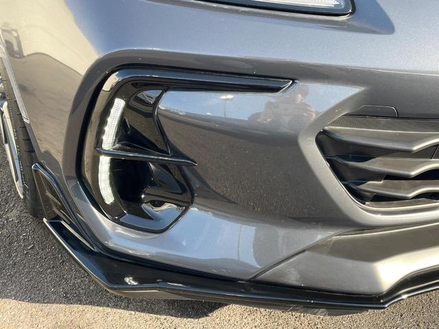 BRZ S 6速MT STIエアロパッケージ STIマフラー 純正9型ナビ バックカメラ ドライブレコーダー シートヒーター STIフレキシブルVバー STIフェンダーガーニッシュ トランクスポイラー(32枚目)