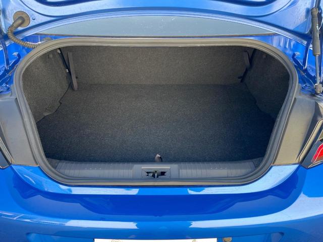 ＢＲＺ Ｒ　６速ＭＴ　ＳＴＩエアロパッケージ　ディスプレイオーディオ　バックカメラ　ドライブレコーダー　ＥＴＣ　クルーズコントロール　ＬＥＤヘッドライト　リアビークル　純正１７インチアルミホイール　スマートキー（12枚目）