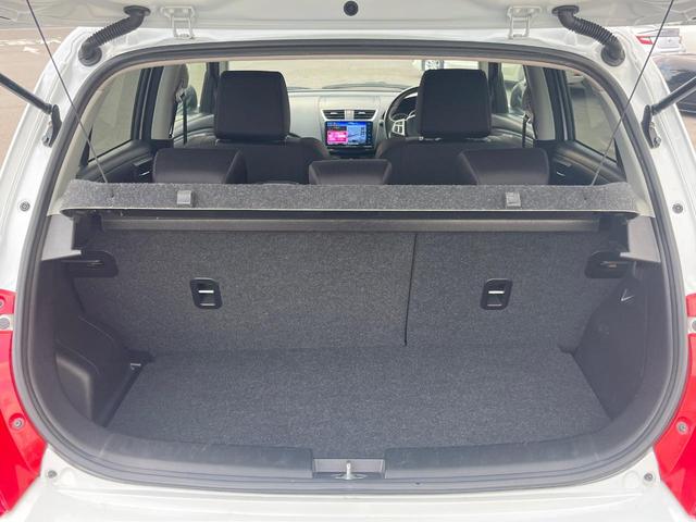 スイフトスポーツ ベースグレード 後期型 6速MT 大画面ナビ バックカメラ ドライブレコーダー ETC スマートキー MSEマッドフラップ 純正17インチアルミホイール HIDヘッドライト フォグ スマートキー クルーズコントロール(11枚目)