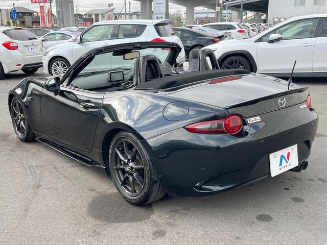 ロードスター Sレザーパッケージ 6速MT TEIN車高調 HKSマフラー DAMDスエードハンドル BOSEサウンドシステム付き純正ナビ シートヒーター 黒革スポーツシート DVD/CD/TV 純正16インチアルミ(28枚目)