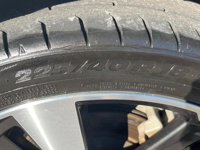 インプレッサスポーツ ２．０ｉ－Ｓアイサイト　アドバンスドセーフティパッケージ　ＳＴＩエアロ　ＳＴＩルーフスポイラー　ＬＥＤアクセサリーライナー　純正８型ビルトインナビ　バックカメラ　ドライブレコーダー　ＥＴＣ　パワーシート　純正１８インチアルミ（31枚目）