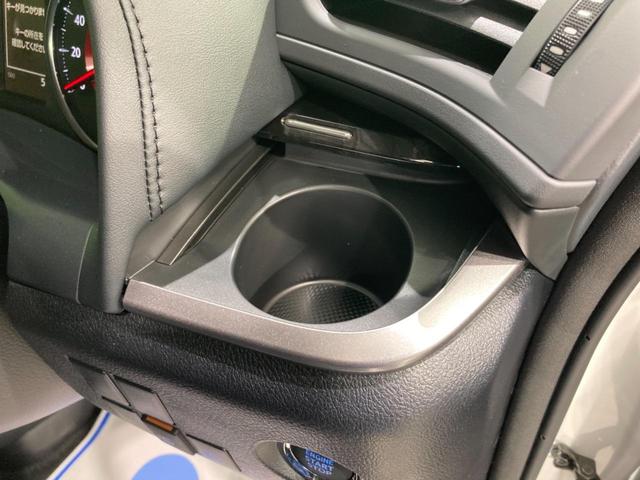 2.5S 新型ディスプレイオーディオ サンルーフ 登録済未使用車 トヨタセーフティセンス 両側電動スライドドア レーダークルーズコントロール LEDヘッドライト レーンアシスト オートハイビーム(40枚目)