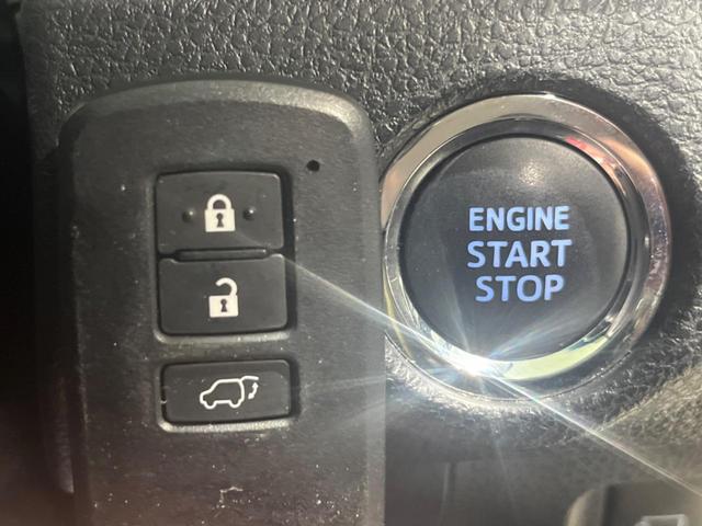 プログレス スタイルブルーイッシュ レーダークルーズコントロール 禁煙車 純正ナビ JBLサウンド 衝突軽減装置 全周位カメラ フルセグTV ETC ハーフレザーシート LEDヘッドライト パワーバックドア オートマチックハイビーム(8枚目)
