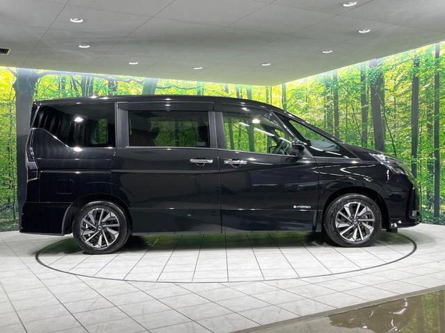 セレナ e-パワー ハイウェイスターV 禁煙車 純正9型ナビ 後席モニター 7人乗り 全周囲カメラ 両側電動ドア 衝突軽減 レーダークルーズ ETC Bluetooth ドラレコ フルセグ 前席シートヒーター スマートキー LEDヘッド(23枚目)