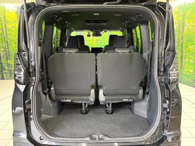 ヴォクシー S-Z 禁煙車 純正10.5型ディスプレイ 衝突軽減 後席モニター 両側電動ドア バックカメラ Bluetooth ETC フルセグ レーダークルコン シートヒーター クリアランスソナー DVD/CD再生(11枚目)