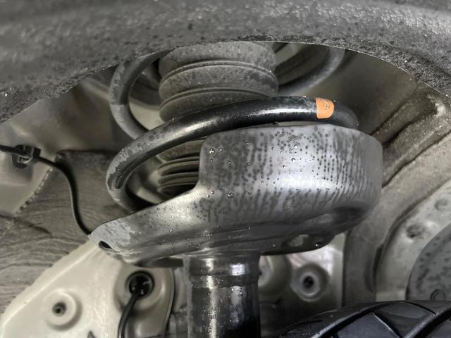 ヴォクシー S-Z 禁煙車 純正10.5型ディスプレイ 衝突軽減 後席モニター 両側電動ドア バックカメラ Bluetooth ETC フルセグ レーダークルコン シートヒーター クリアランスソナー DVD/CD再生(21枚目)