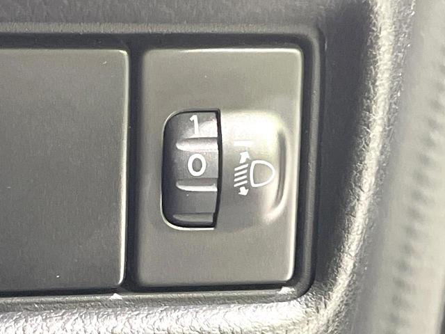 スペーシア ハイブリッドG 禁煙車 SDナビ 衝突軽減 ETC Bluetooh ドライブレコーダー スマートキー 電動格納ミラー クリアランスソナー CD再生 横滑り防止装置 車輛逸脱警報 プライバシーガラス オートエアコン(38枚目)