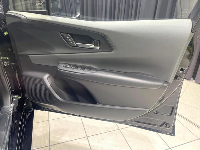 プリウス Z 禁煙車 全周囲カメラ 純正12.3型ディスプレイオーディオ 衝突軽減 ETC Bluetooh レーダークルーズ LEDヘッド クリアランスソナー 運転席パワーシート 純正19インチAW(32枚目)