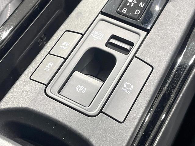 プリウス Z 禁煙車 全周囲カメラ 純正12.3型ディスプレイオーディオ 衝突軽減 ETC Bluetooh レーダークルーズ LEDヘッド クリアランスソナー 運転席パワーシート 純正19インチAW(47枚目)