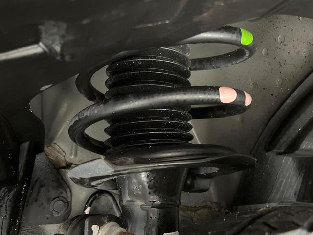 セレナ ハイウェイスターＶ　純正１０型ナビ　後席モニター　全周囲カメラ　両側電動スライドドア　プロパイロット　Ｂｌｕｅｔｏｏｔｈ　ドラレコ　ＥＴＣ　禁煙車　衝突軽減　クリアランスソナー　スマートキー　オートマチックハイビーム（21枚目）