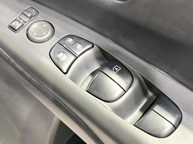 セレナ ハイウェイスターＶ　純正１０型ナビ　後席モニター　全周囲カメラ　両側電動スライドドア　プロパイロット　Ｂｌｕｅｔｏｏｔｈ　ドラレコ　ＥＴＣ　禁煙車　衝突軽減　クリアランスソナー　スマートキー　オートマチックハイビーム（37枚目）