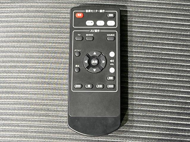 セレナ ハイウェイスターＶ　純正１０型ナビ　後席モニター　全周囲カメラ　両側電動スライドドア　プロパイロット　Ｂｌｕｅｔｏｏｔｈ　ドラレコ　ＥＴＣ　禁煙車　衝突軽減　クリアランスソナー　スマートキー　オートマチックハイビーム（65枚目）