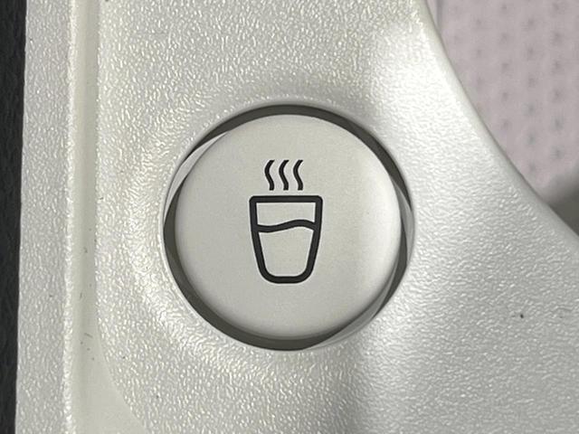 ムーヴキャンバス ストライプスG 届出済未使用車 衝突軽減 両側電動ドア クリアランスソナー スマートキー LEDヘッド オートハイビーム オートエアコン LEDフォグ 前席シートヒーター 電動格納ミラー ベンチシート 衝突安全ボディ(35枚目)