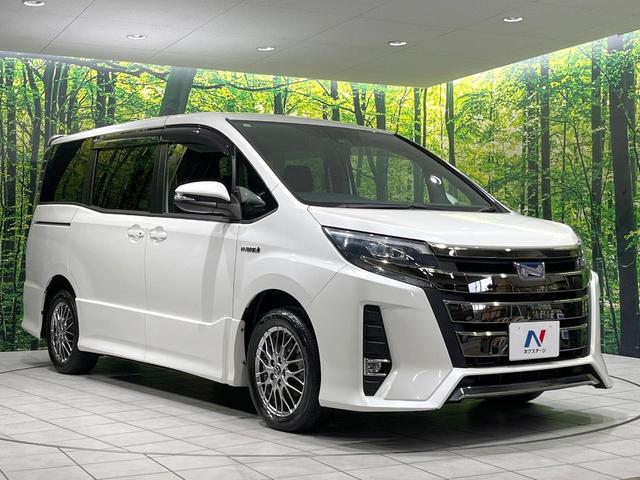 ノア ハイブリッドＳｉ　後期　禁煙車　後席モニター　純正１０型ナビ　衝突軽減　両側電動ドア　バックカメラ　Ｂｌｕｅｔｏｏｔｈ　ＥＴＣ　フルセグ　クルーズコントロール　クリアランスソナー　シートベンチレーション　ＬＥＤヘッド（17枚目）