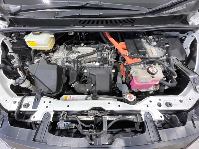 ノア ハイブリッドＳｉ　後期　禁煙車　後席モニター　純正１０型ナビ　衝突軽減　両側電動ドア　バックカメラ　Ｂｌｕｅｔｏｏｔｈ　ＥＴＣ　フルセグ　クルーズコントロール　クリアランスソナー　シートベンチレーション　ＬＥＤヘッド（19枚目）