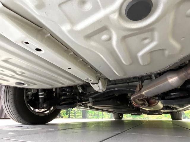 ノア ハイブリッドＳｉ　後期　禁煙車　後席モニター　純正１０型ナビ　衝突軽減　両側電動ドア　バックカメラ　Ｂｌｕｅｔｏｏｔｈ　ＥＴＣ　フルセグ　クルーズコントロール　クリアランスソナー　シートベンチレーション　ＬＥＤヘッド（23枚目）