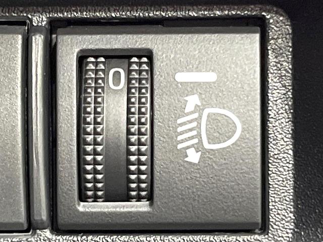 シエンタ ハイブリッドX 登録済未使用車 トヨタセーフティセンス 電動スライドドア レーダークルーズコントロール クリアランスソナー LEDヘッド スマートキー オートライト オートエアコン 電動格納ミラー(35枚目)